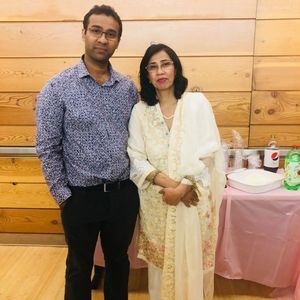 Meet your Posher, Fatima